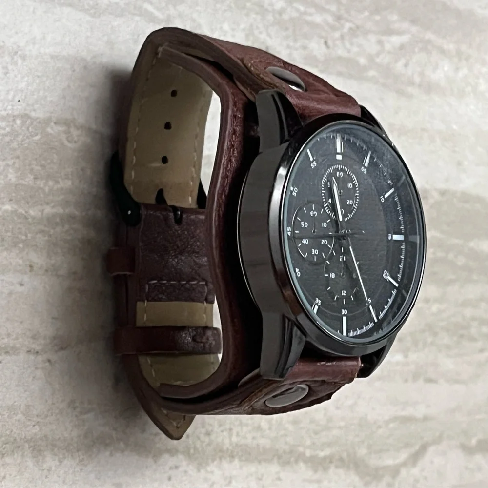 Mens Wristwatch - Picture 11 of 15